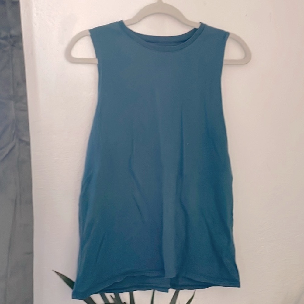 Sleeve less t shirt